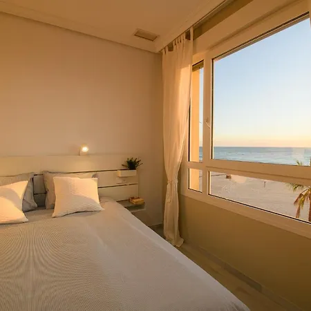 Apartamento Preciado Con Vistas Frontales Al Mar *